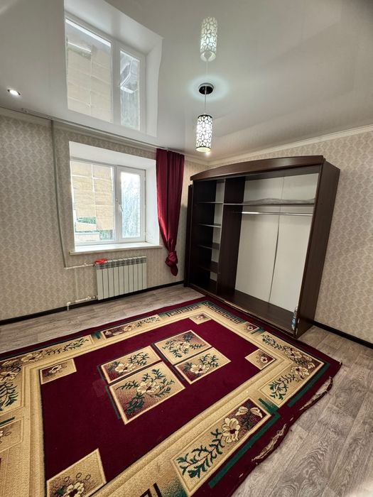 Продам 2 ком.квартиру на 8мкр