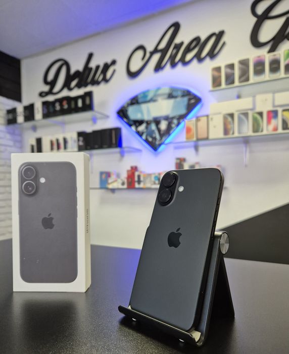 Iphone 16 / Black / 128/256 GB / DeluxGSM