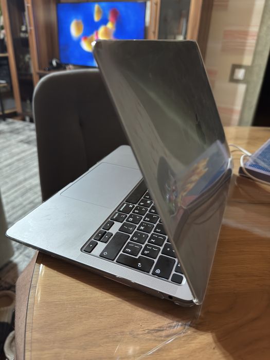 Продам MacBook Air M1
