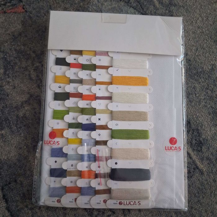 Гоблени Luca-S чисто нови