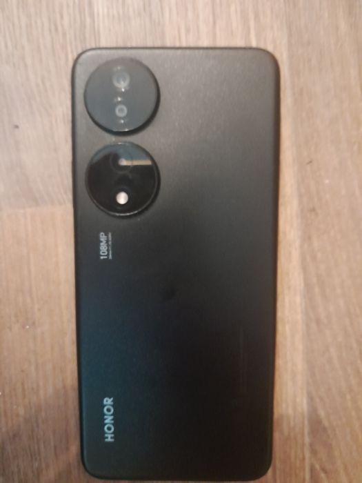 Продам Honor x7b