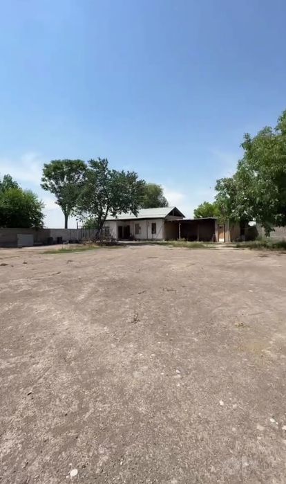 ПРОДАЁТСЯ 73 СОТКИ + 922 М² ЗДАНИЙ. ЮКОРИЧИРЧИК
 
Продаётся нежило