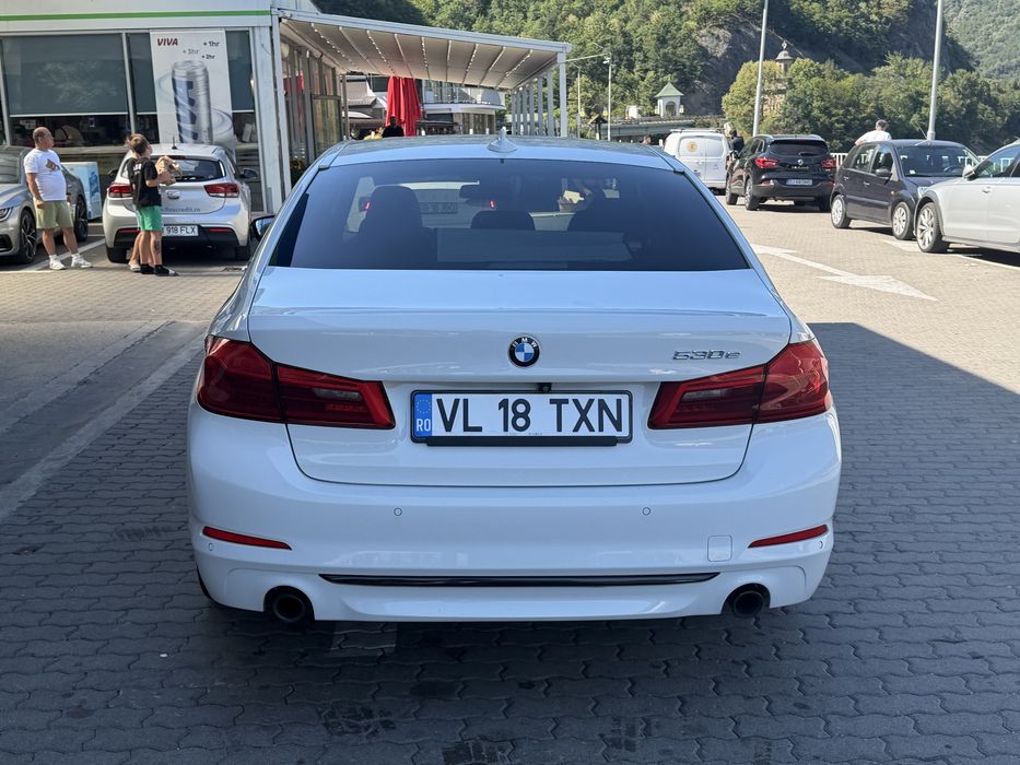 BMW 5 Series 2018 — imagine 4