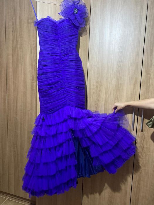 Rochie elegantă, tinuta deosebită