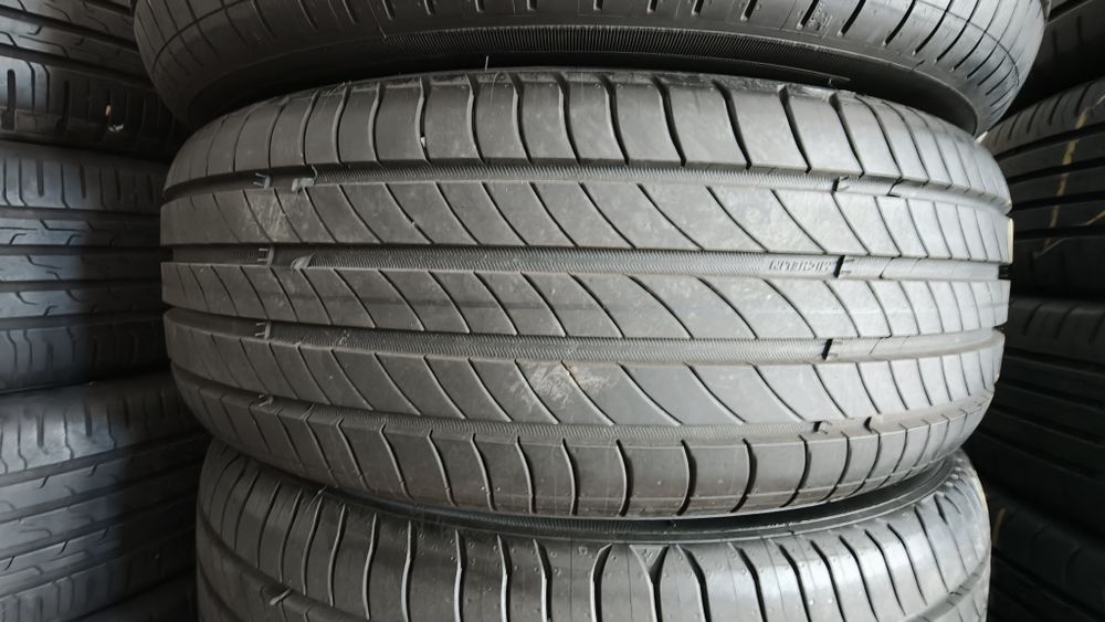 Set 4 anv. vara Michelin  215 65 17, dot.2623, pret/buc