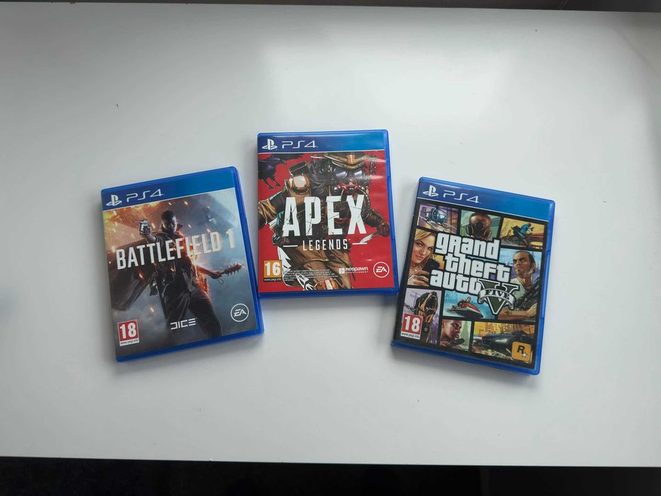 PlayStation 4 Slim 500GB + Controller + 3 Jocuri (STARE BUNA)