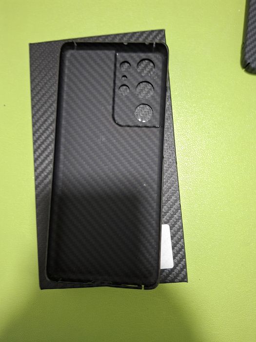 Vând husă kevlar originală Samsung s21 ultra nouă
