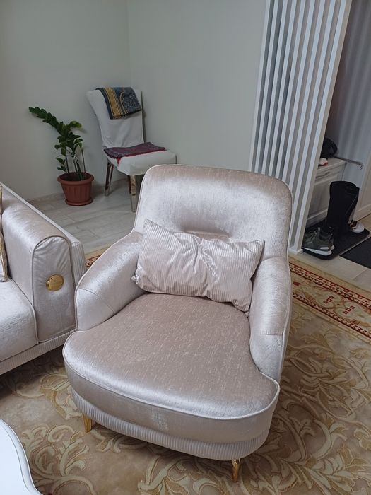 Продам мягкий уголок