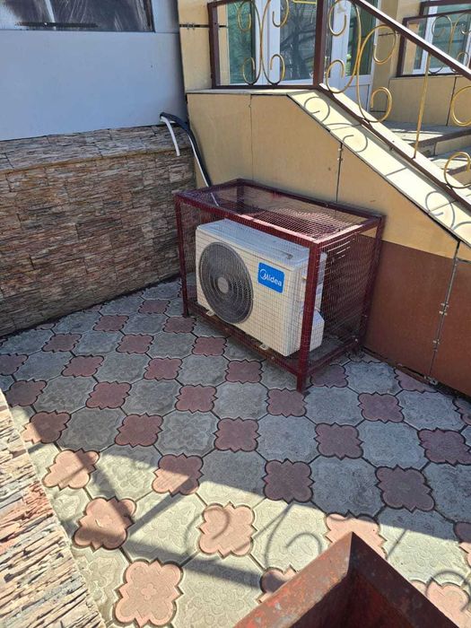 кронштейн под кондиционер