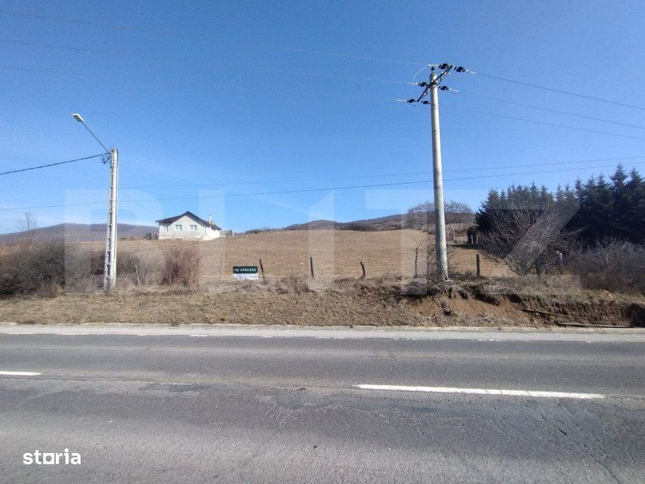 Teren intravilan de vanzare, 50 ari, zona Crainimat