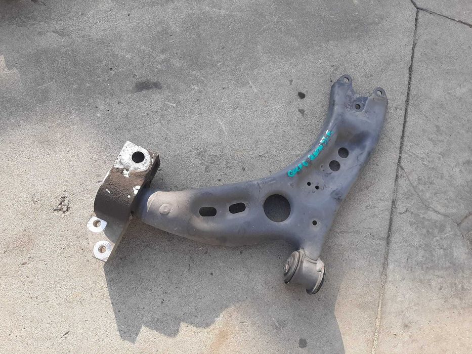 brat bascula stanga fata 2.0 tdi vw golf 6