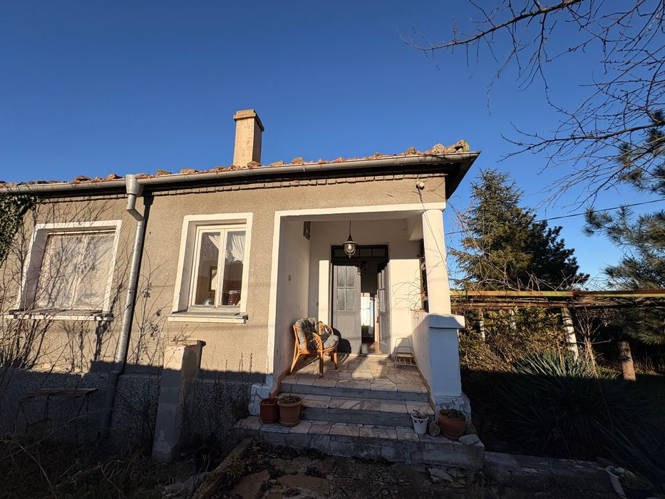 Продава се Къща в с. Медово, Област Бургас - 100 кв.м за 505 €/кв.м - Снимка #2