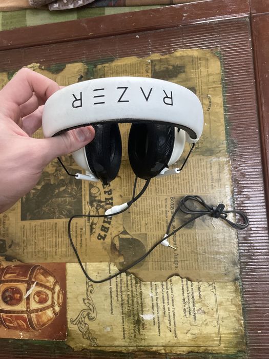 Продам наушники Razer BlackShark X v2