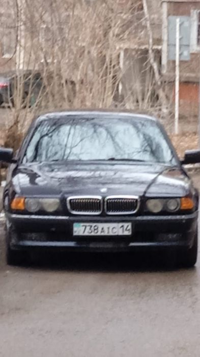 Продам бмв е 38 хор