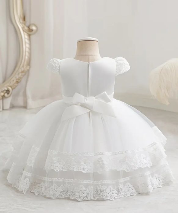 Платье нарядное НОВОЕ доя девочки