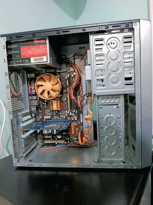 Компьютер с Core 2 Duo и SSD — идеален для работы и учебы