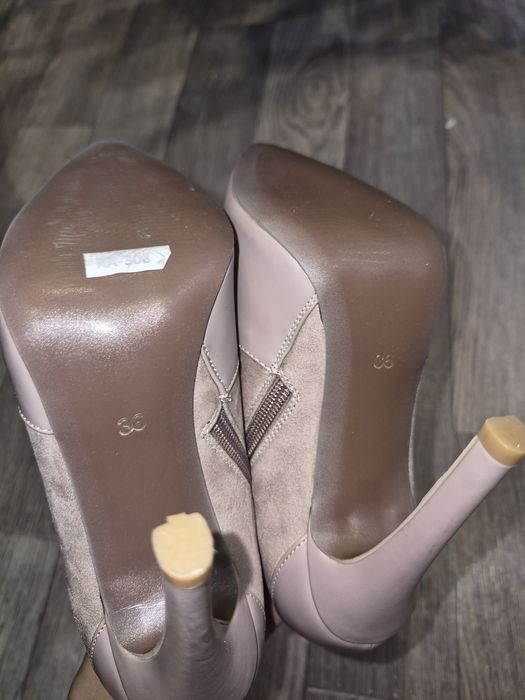 Продам новые ботильоны