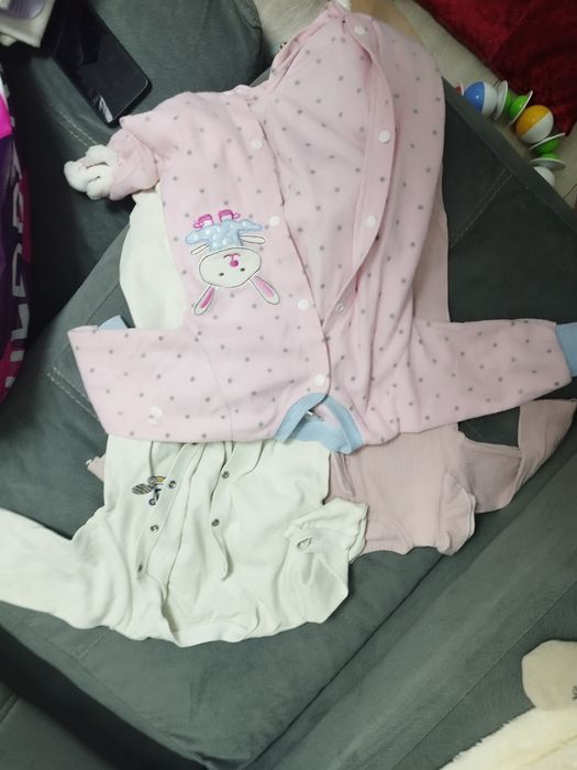 Продам детские вещи от 9 до 12 месяцев