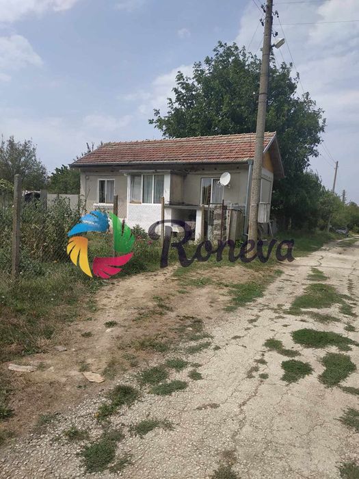 Къща в Варна, област-с.Водица площ 55