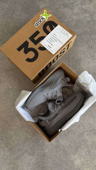 Yeezy Boost 350 V2 Steel Grey