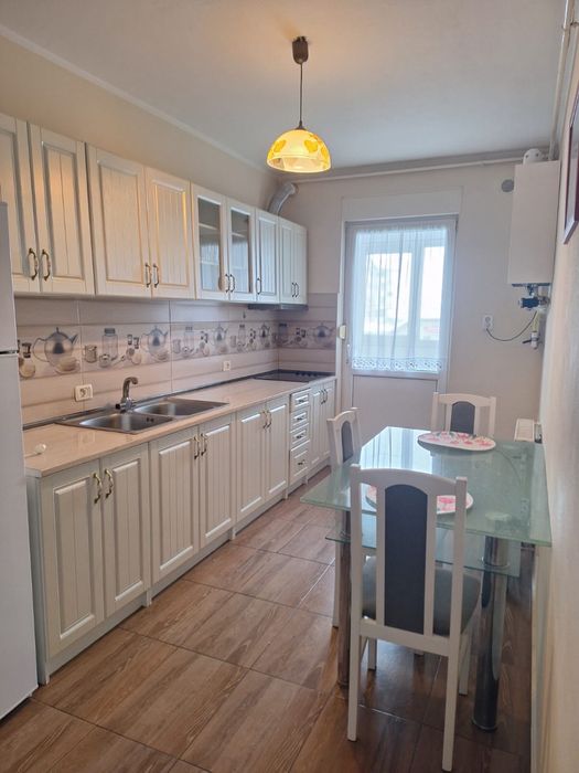 Inchiriez apartament 2 camere, cetate Kaufland,bloc nou