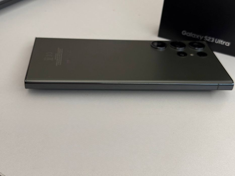Продам Samsung S23 Ultra