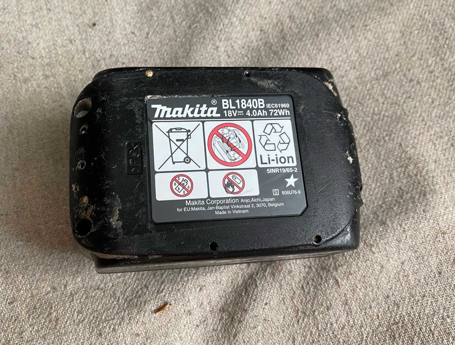Acumulator baterie Li-Ion Makita BL1840B 18V 4.0 Ah indic nivel f bun
