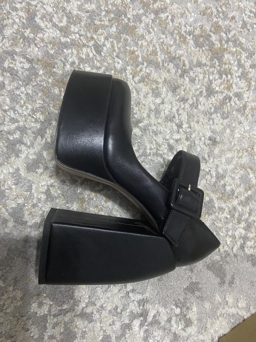 туфли на каблуках