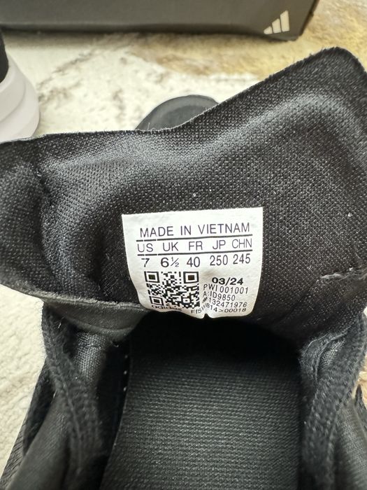 Кросовки Adidas