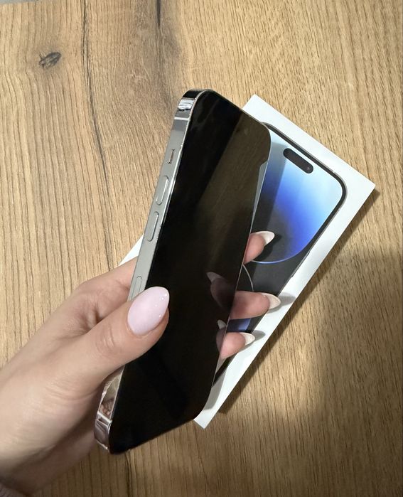 iPhone 14 Pro 256 GB с кутия и зарядно(80%)