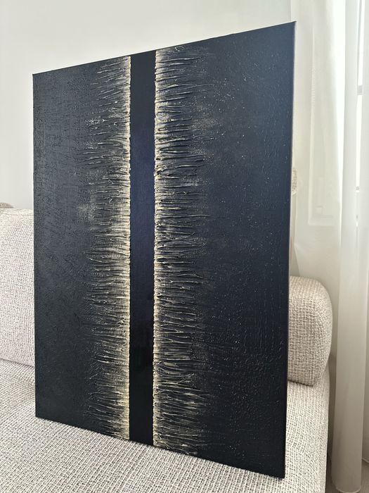 Картини в черно и златно с релефна паста