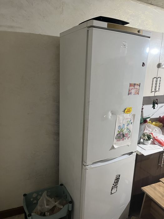 Холодильник Индизит ок