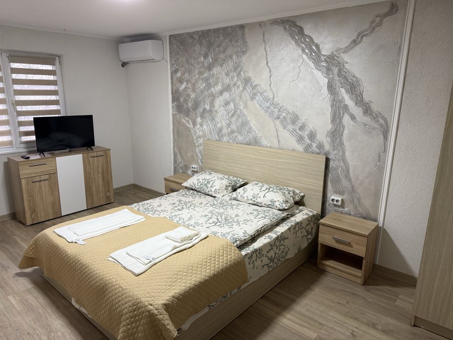 Inchiriez Casa 2 Camere Regim Hotelier/luna