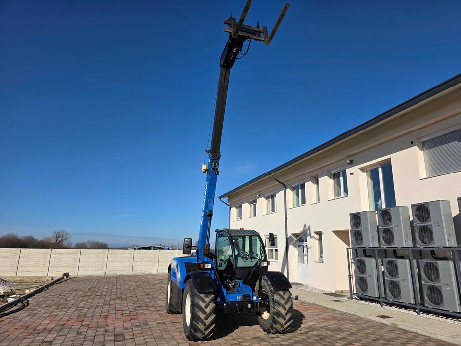 Incarcator telescopic New Holland LM 7.35