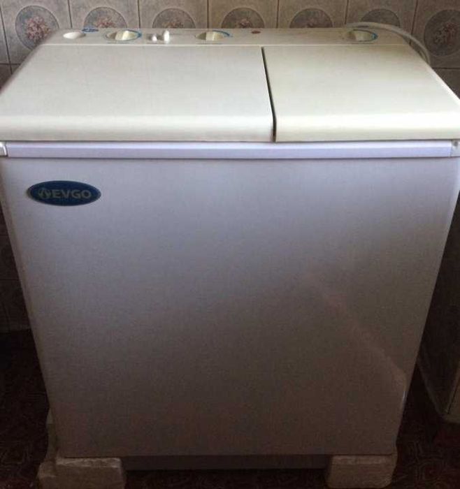 Продам три стиральные машинки полуавтомат .