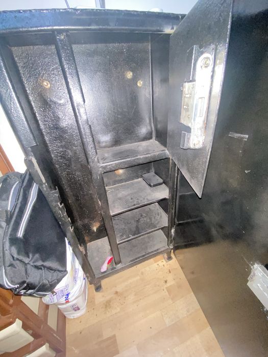 Продам сейф для оружия