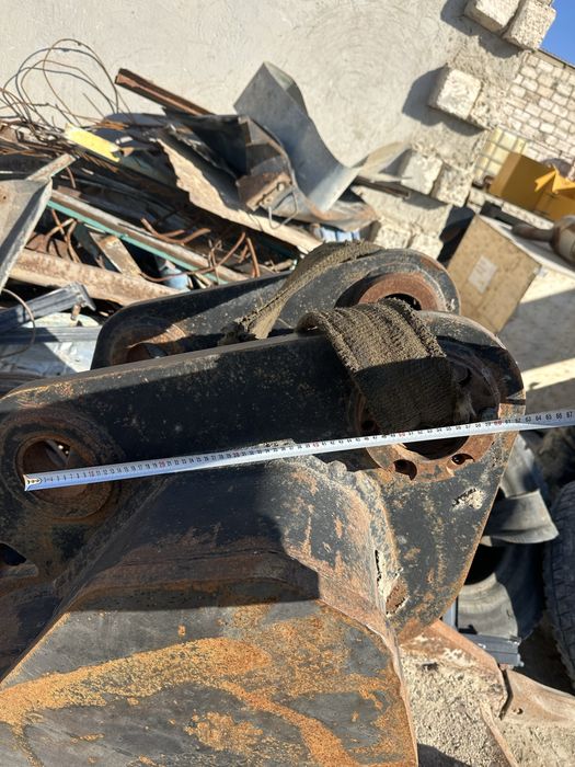 Ковш рыхлитель экскаватора