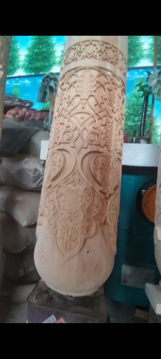 Milliy ustunlar tayyorlash hizmati yogʻoch ustunlar naqshli ustunlar
