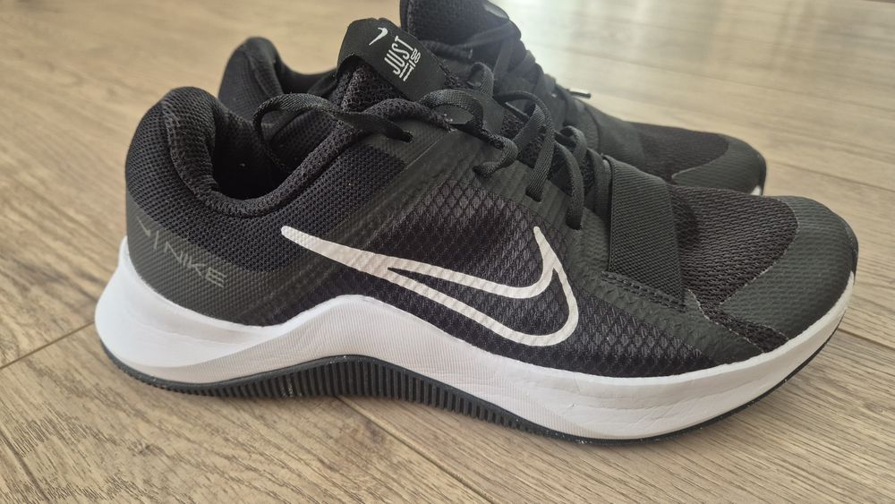 Дамски маратонки Nike