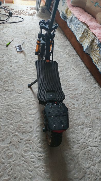 Продам электросамокат. Kuggo m5Pro