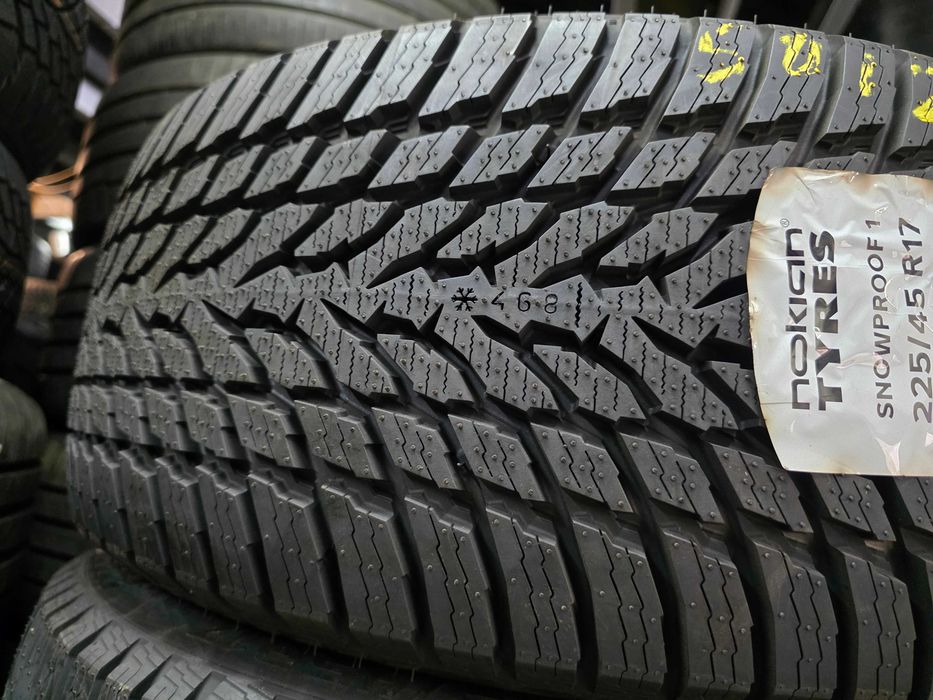 3бр Нови зимни гуми 225 45 17 - Nokian - DOT 2023