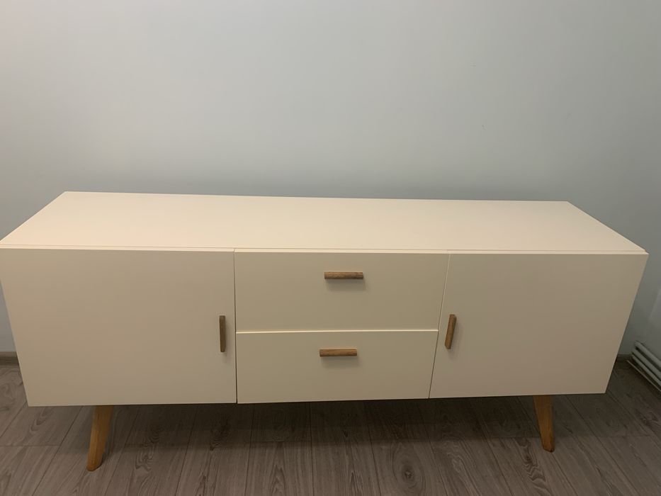 Vand corp mobila sufragerie