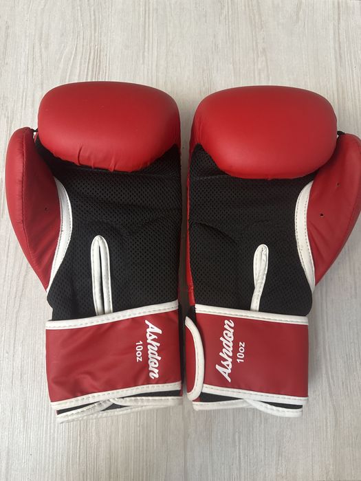 Lonsdale box gloves