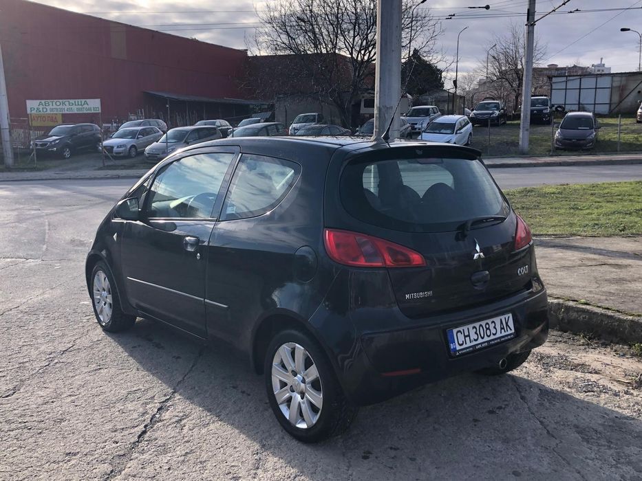 Лека кола Mitsubishi colt