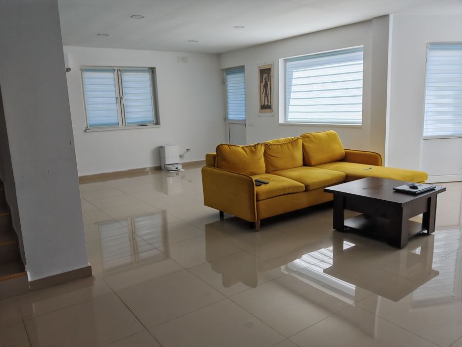 Casa noua de vânzare Bod, locuibila, parter+etaj, garaj și piscina
