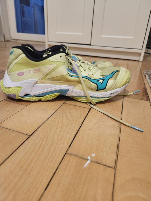 Волейболни обувки Mizuno Enerzy