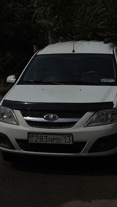 Lada | Largus |