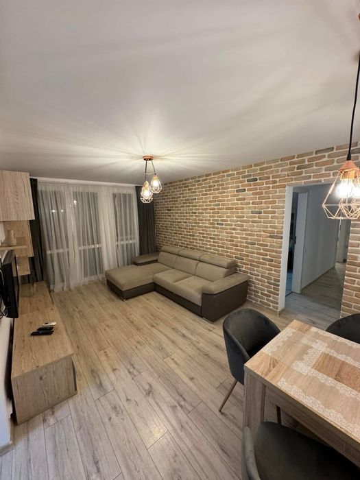 Apartament 3 camere si 2 locuri parcare in Titan langa metrou si parc
