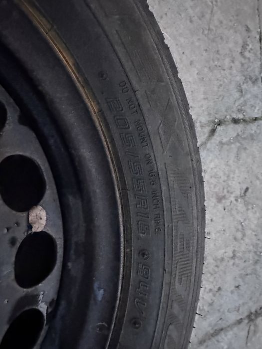 Железни Джанти със гуми 5X100 205/55 R16