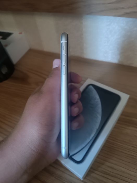 Iphone xr 128gb ideal xolatda bez imei
